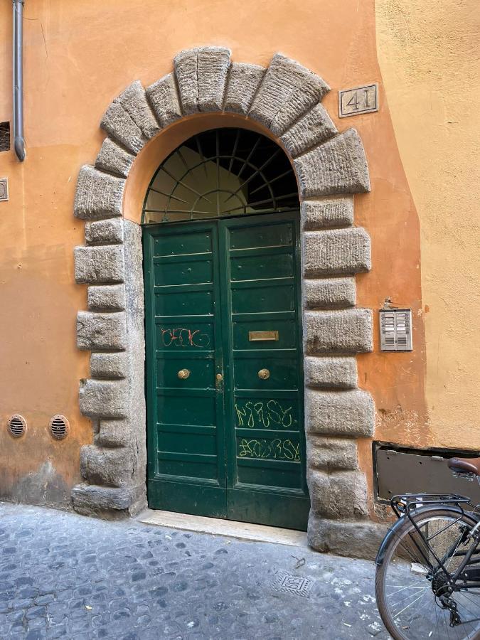 Casa Cappellari Design Studio A Campo De' Fiori روما المظهر الخارجي الصورة